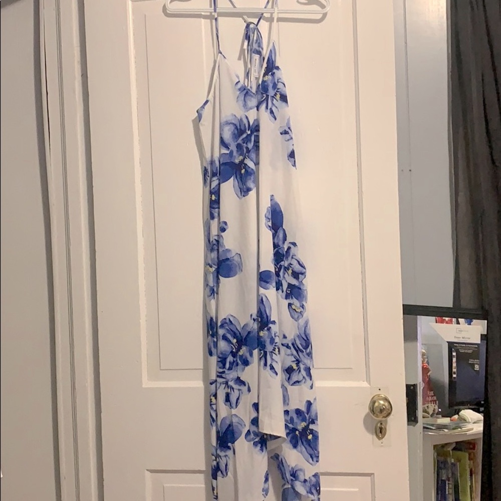 Women’s dress
